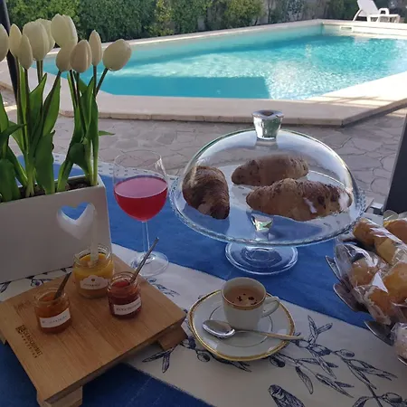 فندق مبيت وإفطار Le Giadali 3*