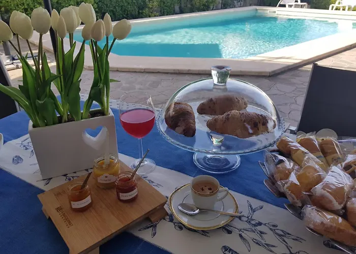 Alojamento de Acomodação e Pequeno-almoço Le Giadali 3*